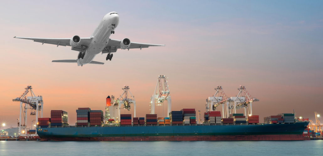 海运价钱已经回到疫情前水平，，，，，但空运用度仍比疫情前贵50%