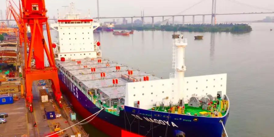 支线集装箱船老龄化凸显，，船东关注支线箱船时机